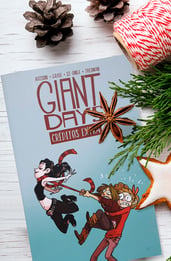 Giant Days, créditos extra: una recopilación de historias paralelas hecha para fans 