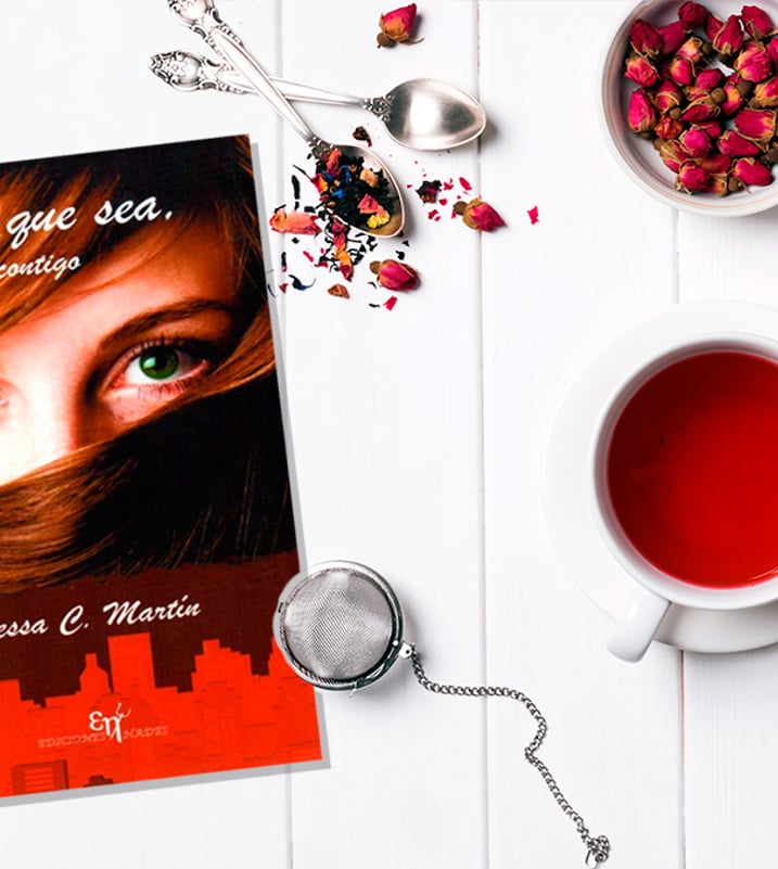 Imágen destacada - Lo que sea pero contigo: reseña de una novela de romance sobre un reencuentro apasionado