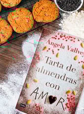 Iamgen de la entrada Análisis de Tarta de almendras con amor, #UnaNovelaDe #ÁngelaVallvey