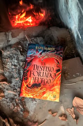 Un destino forjado a fuego: reseña de la fantasía celta con dragones y diosas