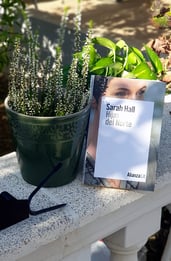Hijas del norte, opinión de una novela fría y ácida que no te debes perder
