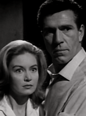 Iamgen de la entrada Amazon Studios adaptará El día de los trífidos, la clásica novela británica de invasión alienígena de 1951