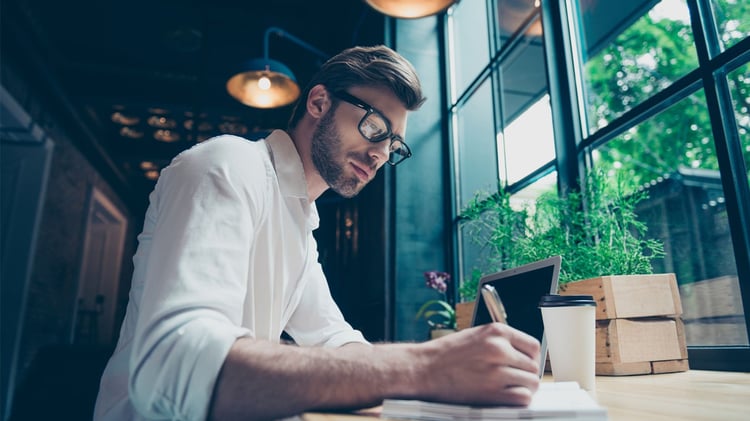 Imágen destacada - Guía de promoción online para autores nobeles
