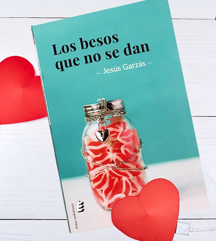 Imágen destacada - Los besos que no se dan, análisis de una novela sobre un stalker de Facebook