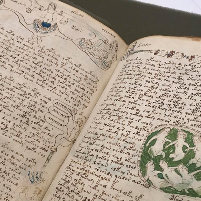 Imágen destacada - Los libros malditos: conoce las leyendas de libros poseídos. 