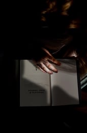 Obscura 2, diez relatos - reseña de una antología de relatos de terror que esconde joyas