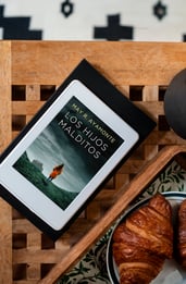 Los Hijos Malditos: opinión de una novela negra que captura el alma de Granada