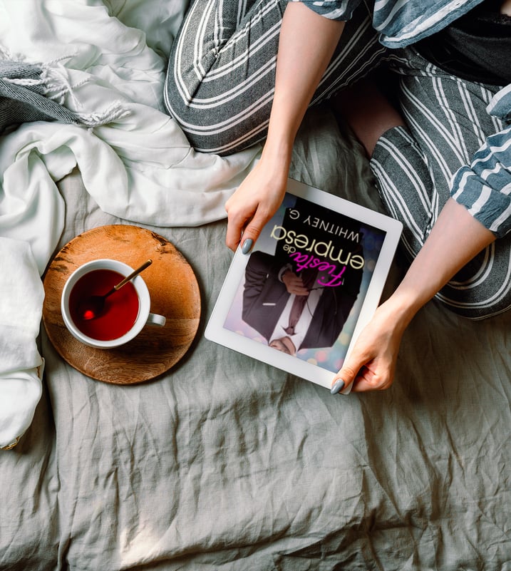 Imágen destacada - Fiesta de empresa, reseña de la novella corta de Whitney G. 