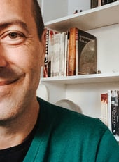 Iamgen de la entrada Entrevista a Mario Villén —«Los personajes de la Ilíada tienen mucha fuerza, pero no siempre han sido respetados por la ficción posterior.»