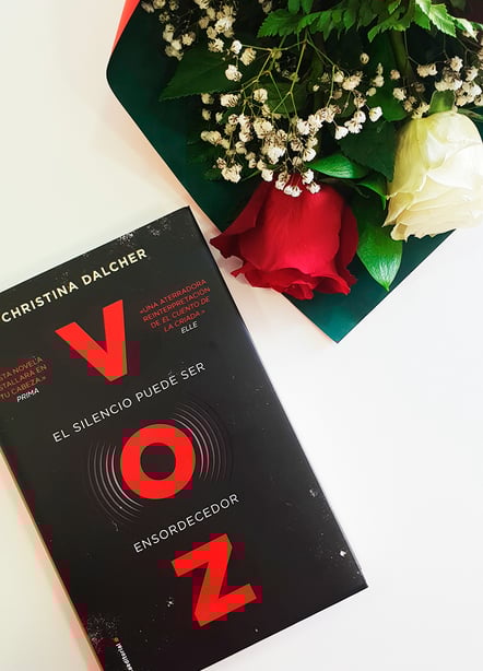 Imágen destacada - Voz, reseña de una novela basada en El Cuento de la Criada que te dejará sin palabras