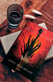 El día de los trífidos, reseña del libro que originó las distopías de ciencia ficción 