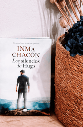 Los silencios de Hugo, opinión de un libro que visibiliza el horror de la enfermedad 