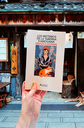 Los misterios de la taberna Kamogawa: opinión de un libro de relatos para los apasionados de la gastronomía japonesa