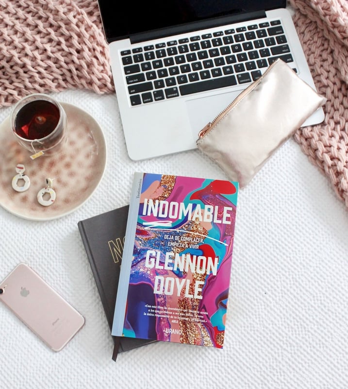 Imágen destacada - Reseña de Indomable: Deja de complacer comienza a vivir,  el libro que te cambiará la vida 