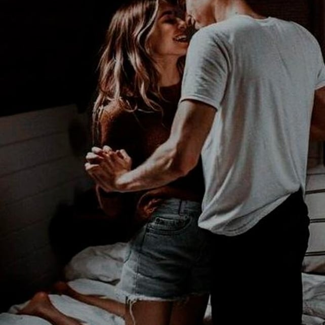 Al final era él de Emily Delevigne foto ambientación reseña 