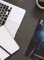 Iamgen de la entrada «11,4 sueños luz» de Nicholas Avedon - Reseña