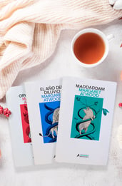 Maddaddam, reseña de la tercera parte de la trilogía de Margaret Atwood y Salamandra