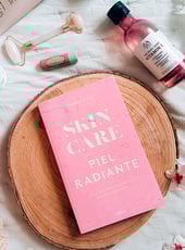 Iamgen de la entrada Skincare para una Piel Radiante de Daniela López: opinión de su obra sobre cuidado de la piel