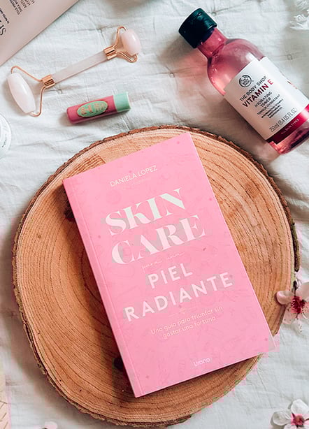 Imágen destacada - Skincare para una Piel Radiante de Daniela López: opinión de su obra sobre cuidado de la piel