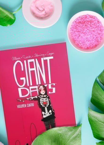 Imágen destacada - Giant Days volumen 4: cuando papá te corta el grifo y otras locuras 
