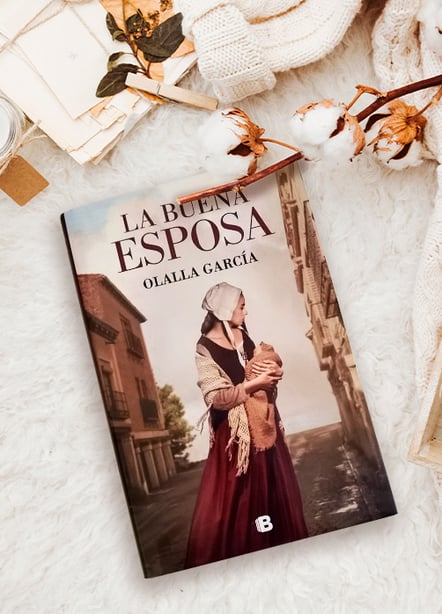 Imágen destacada - La buena esposa de de Olalla Garcia: opinión de un libro que deja poso 