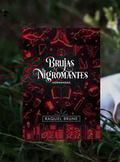 Iamgen de la entrada Raquel Bookish publica su primer libro: Hermandad