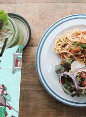 Iamgen de la entrada Comer en la oficina, análisis de un libro de comida para llevar al trabajo