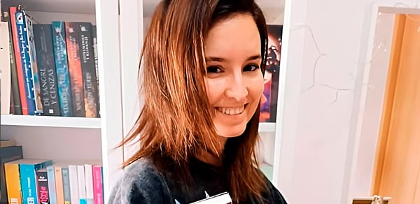 Entrevista a Emily Delevigne —«Siempre me ha resultado muy atractivo un hombre con manos y coches grandes».