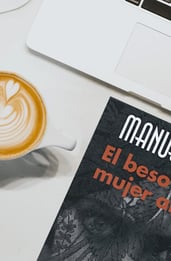 El beso de la mujer araña, Análisis