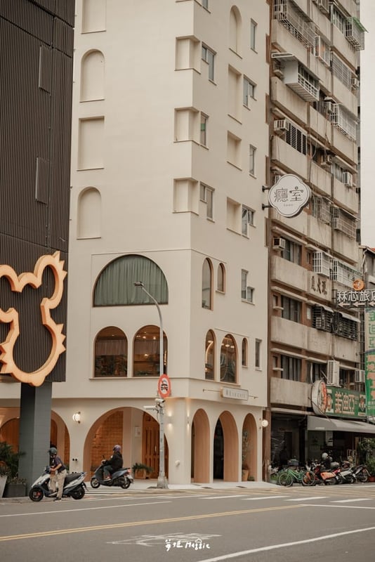 Inns Hotel — Gay Hotel & Hostel in Kaohsiung
