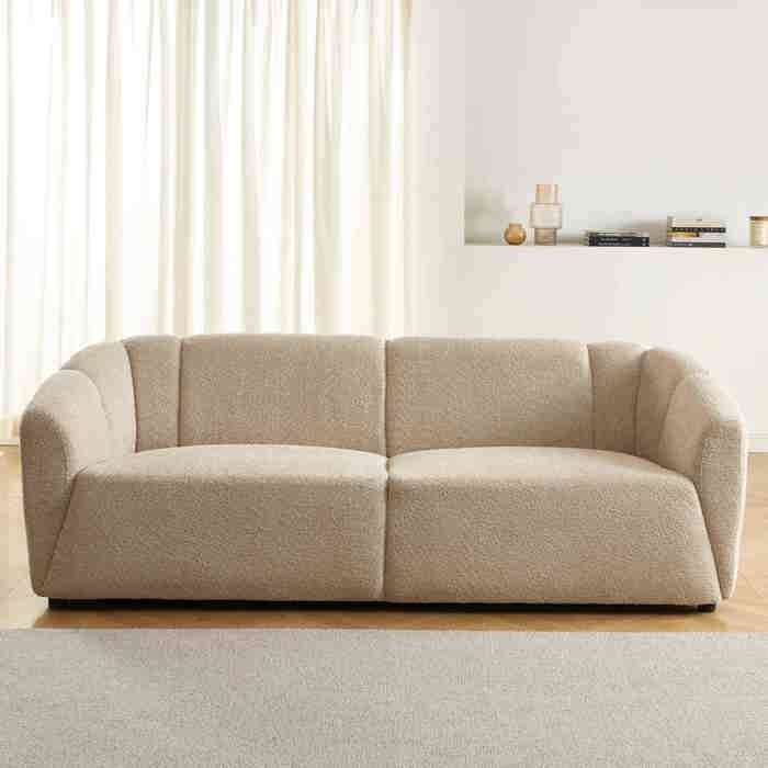 Produit similaire: Canapé droit JOE en tissu bouclette beige fixe 3 places