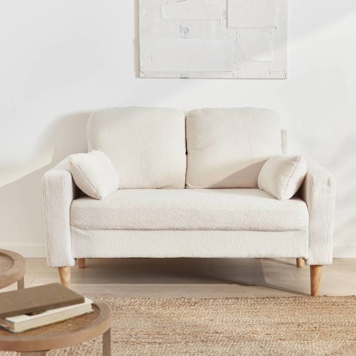 Produit similaire: Canapé à bouclettes blanc cassé - Bjorn - Canapé 2 places fixe droit pieds bois. style scandinave