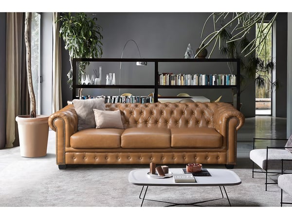 Brenton - Canapé chesterfield 4 places 100% cuir de buffle vintage