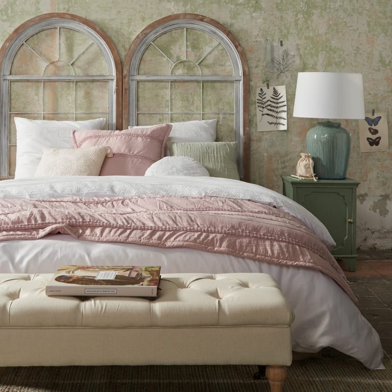 Produit similaire: Coffre Colette - Beige