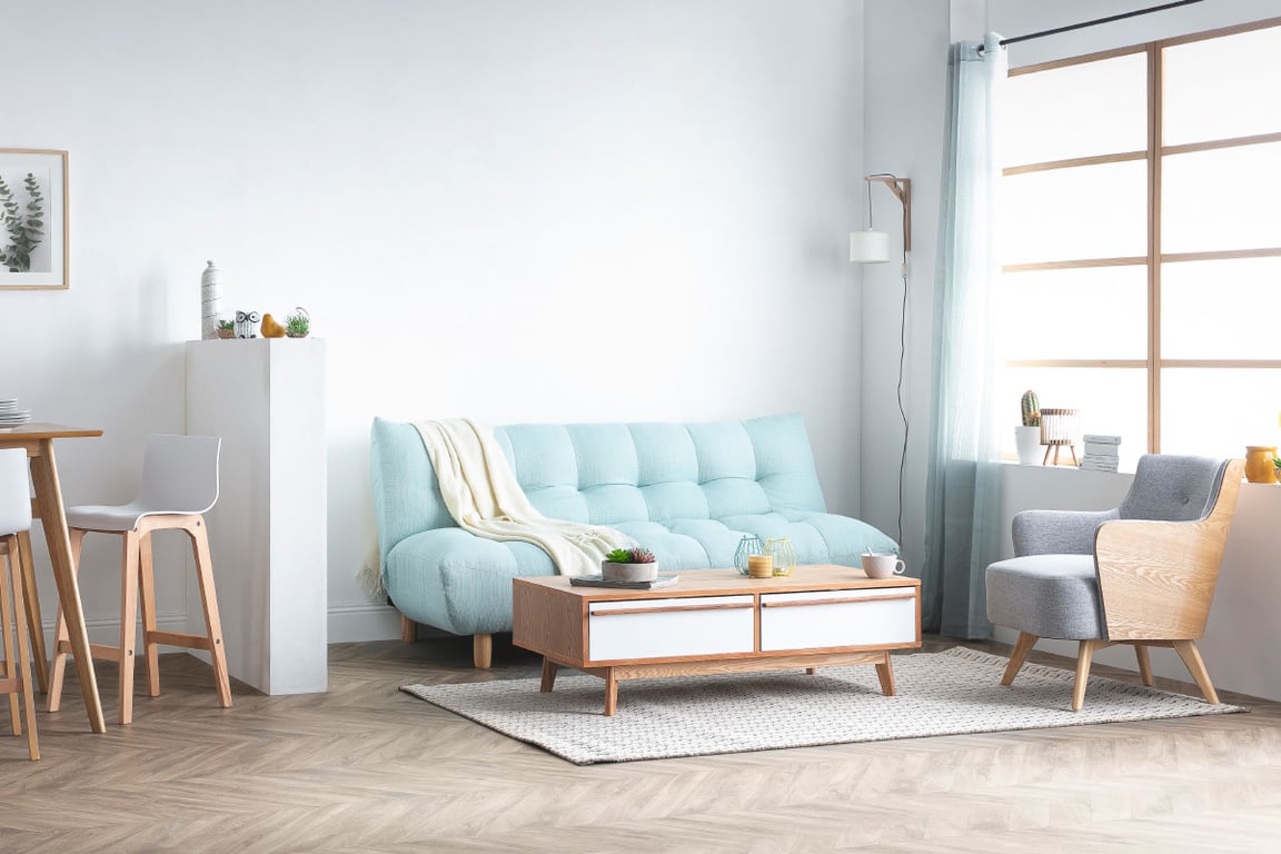 Produit similaire: Canapé convertible scandinave en tissu menthe à l'eau et bois clair YUMI