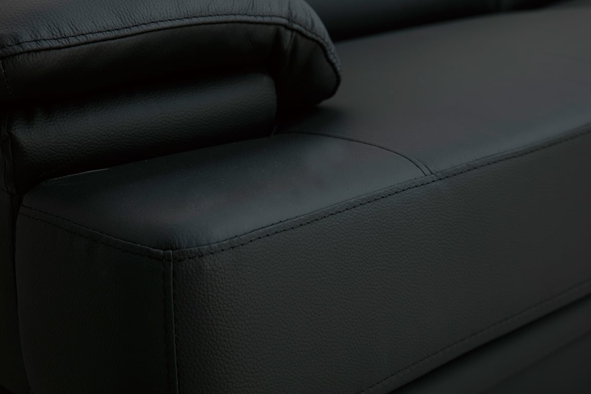 EWING - Canapé cuir noir 2 places avec têtières ajustables - Vue supplémentaire 3