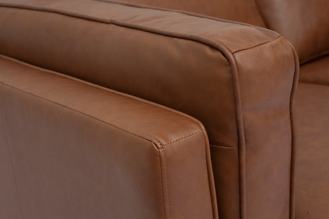 Canapé vintage 2 places cuir marron et bois foncé BRADLEY - Vue supplémentaire 2