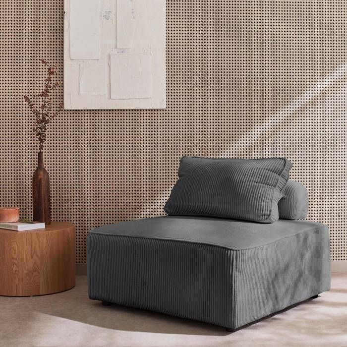 Produit similaire: Chauffeuse  pour canapé modulable velours côtelé gris avec un coussin