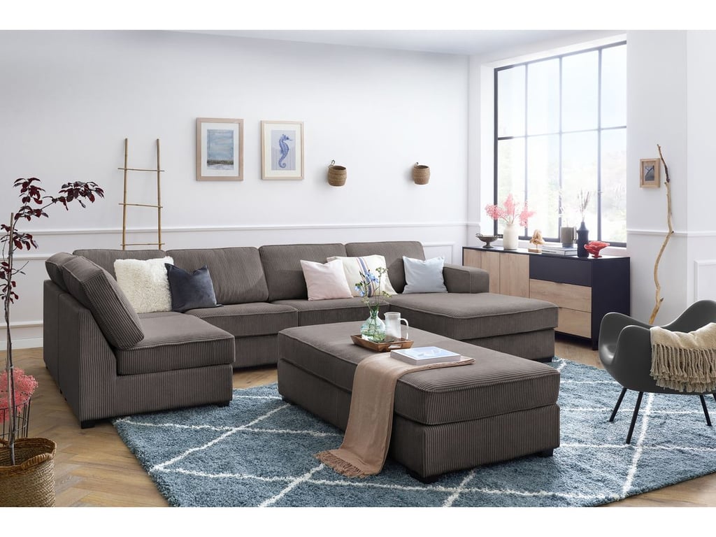 Produit similaire: Canapé panoramique convertible MEGA velours côtelé avec pouf marron angle droit BOBOCHIC 8 places