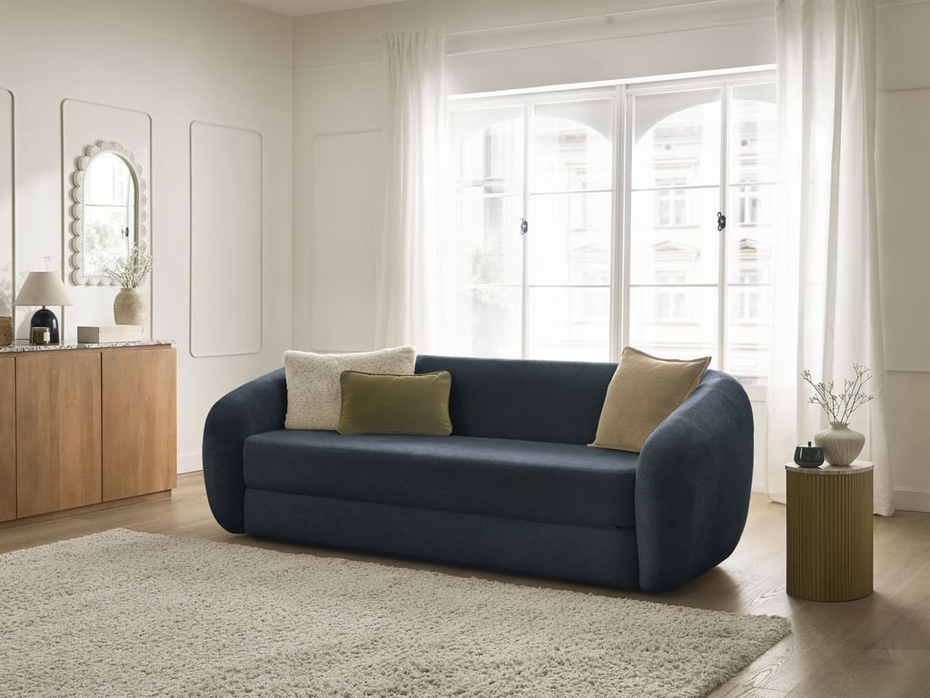 Produit similaire: Canapé droit convertible déplimousse NEYO tissu lisse bleu foncé BOBOCHIC 3 places