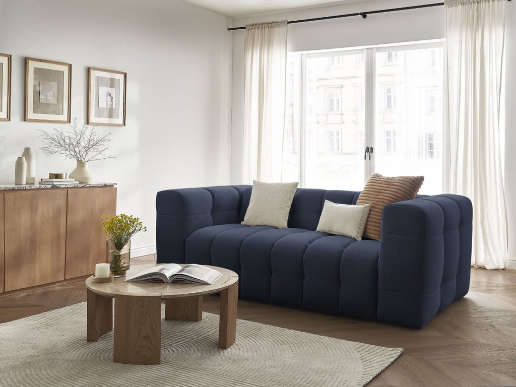 Produit similaire: Canapé droit convertible 3 places CLOUD tissu lisse bleu foncé BOBOCHIC