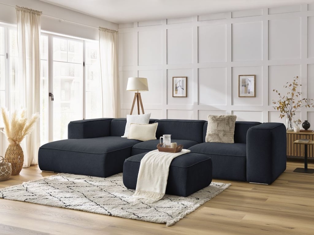 Produit similaire: Canapé d'angle fixe ZEPHYR avec pouf bleu foncé angle gauche BOBOCHIC 5 places