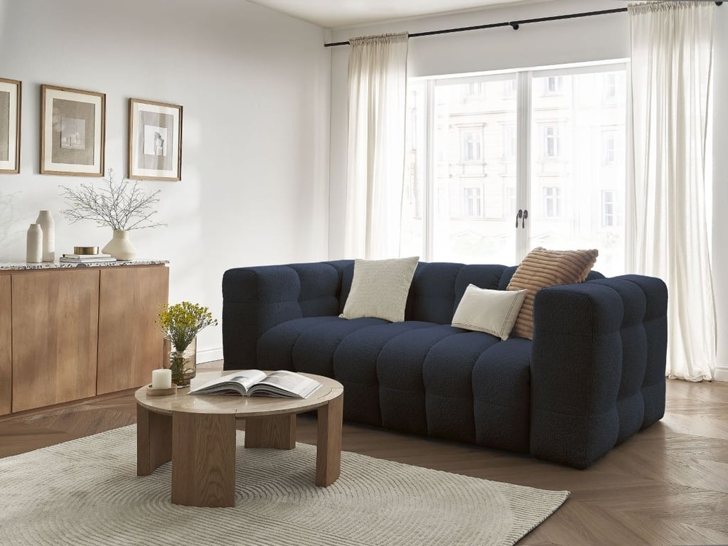 Produit similaire: Canapé droit convertible 3 places CLOUD tissu bouclette bleu foncé BOBOCHIC