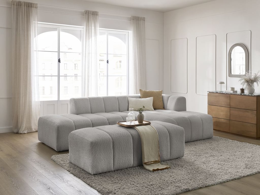 Produit similaire: Canapé d'angle fixe modulable ANNECY tissu bouclette avec pouf gris clair angle droit BOBOCHIC 4 places