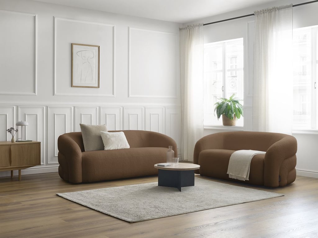 Produit similaire: Ensemble canapé droit fixe 3 + 2 places ELINA tissu bouclette marron BOBOCHIC