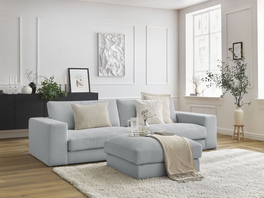 Produit similaire: Canapé droit fixe 3 places compact LEONARD velours côtelé avec pouf gris clair BOBOCHIC