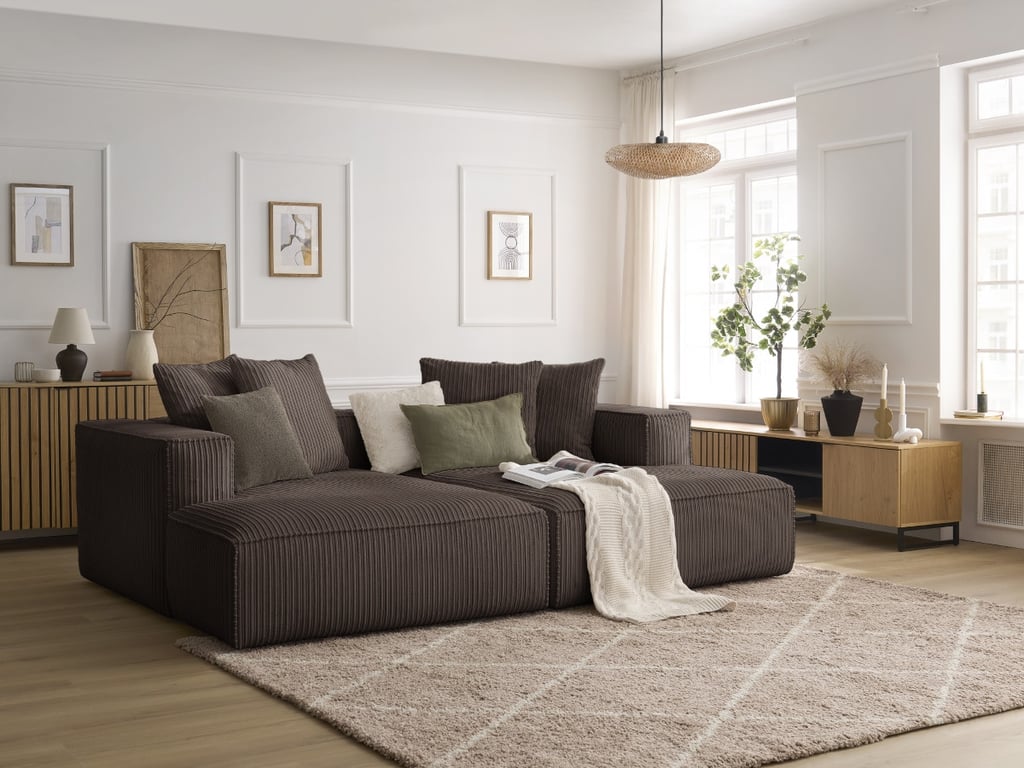 Produit similaire: Canapé droit fixe 4 places NINA assise profonde velours côtelé marron BOBOCHIC