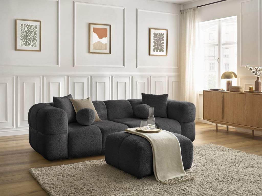 Produit similaire: Canapé droit fixe 3 places CRISTINA avec pouf gris foncé BOBOCHIC