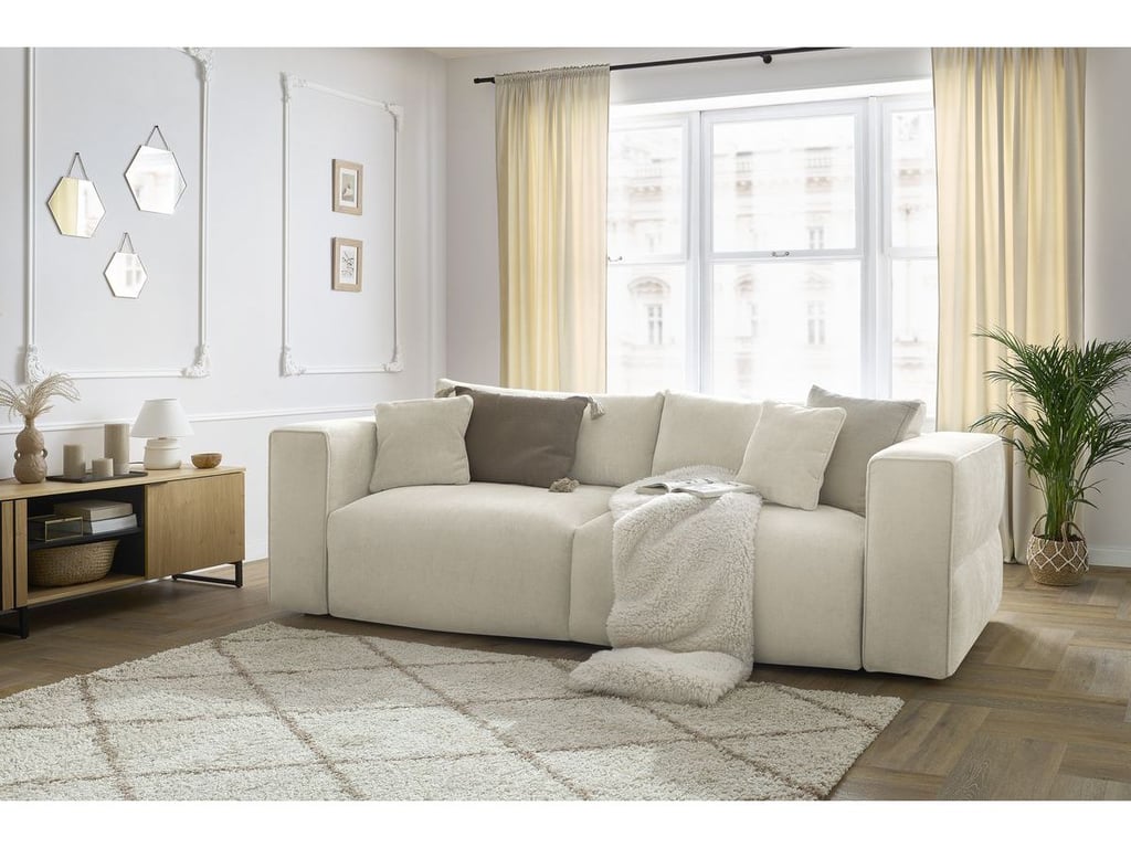 Produit similaire: Canapé droit convertible coffre EZECHIEL tissu lisse beige BOBOCHIC 3 places