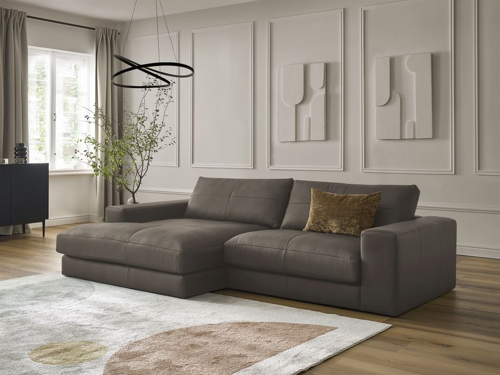 Produit similaire: Canapé d'angle fixe LEONARD cuir de vache marron angle gauche BOBOCHIC 3 places